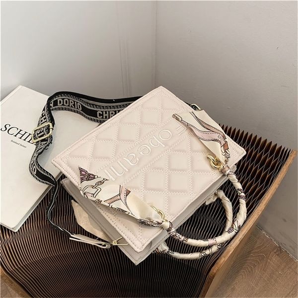 advanced sense women's new fashion versatile foreign style hand clearance outlet sale
advanced sense women's new fashion versatile foreign style hand clearance outlet sale