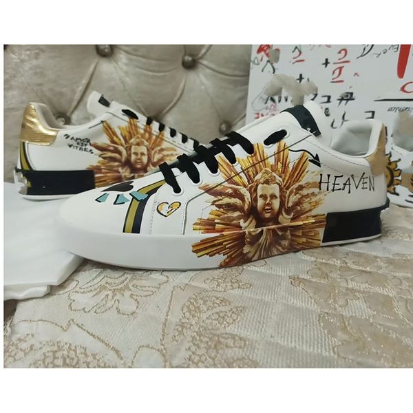 2022the new fashion women shoes men's leather lace up platform oversized sole sneakers white black casual hc190901 asdadadaasdawd, Red;white
2022the new fashion women shoes men's leather lace up platform oversized sole sneakers white black casual hc190901 asdadadaasdawd, Red;white