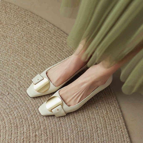 sandals round buckle small square head shallow mouth thin heel high-heeled shoes spring metal decorative belt korean simple single 6m4t, Black
sandals round buckle small square head shallow mouth thin heel high-heeled shoes spring metal decorative belt korean simple single 6m4t, Black