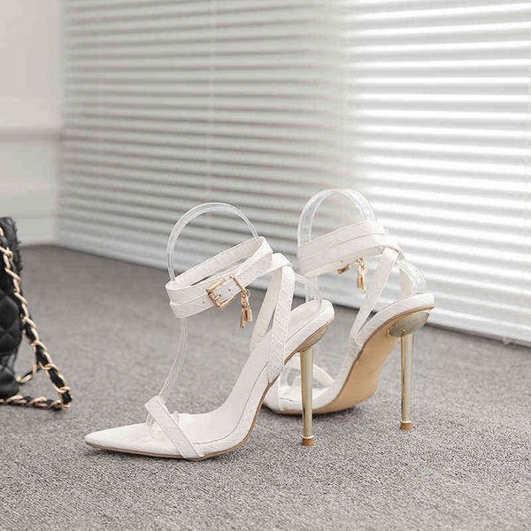 sandals high heels women shoes new metal lock sandals summer pointed onesided belt for women wear outside 220530, Black
sandals high heels women shoes new metal lock sandals summer pointed onesided belt for women wear outside 220530, Black