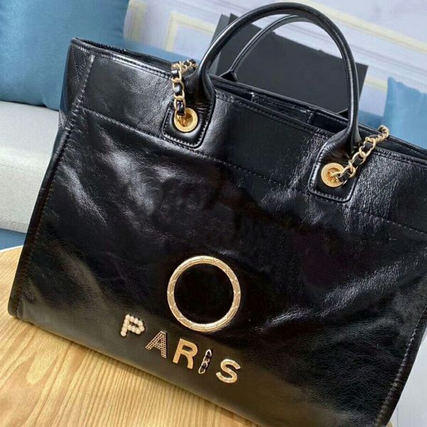luxury women's classic handbags beach bags designers ch metal letter badge tote evening bag small mini body leather handbag large femal
luxury women's classic handbags beach bags designers ch metal letter badge tote evening bag small mini body leather handbag large femal