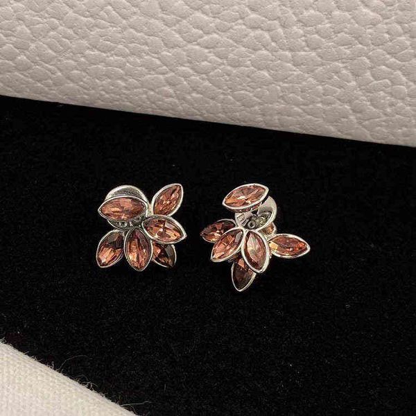 jewel earrings simple and fashionable temperament women's red live broadcast of the earrings, Golden
jewel earrings simple and fashionable temperament women's red live broadcast of the earrings, Golden