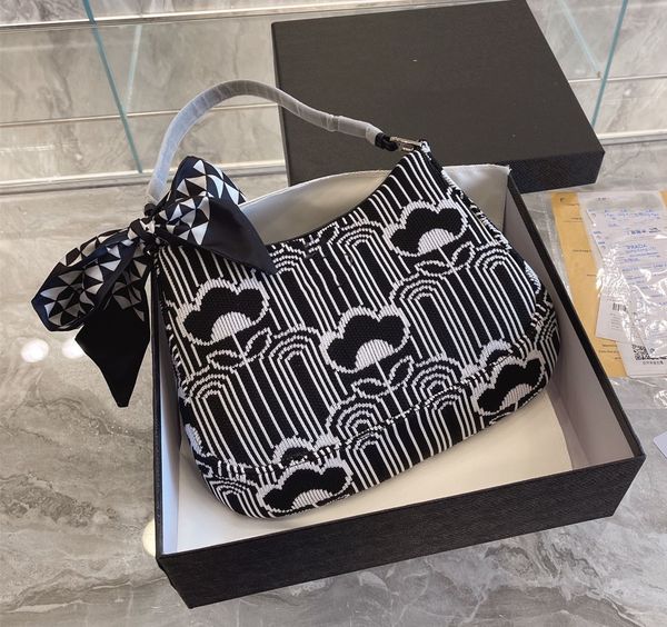 new classic designer bag high end luxury simple elegance four seasons essential wool embroidery printed scarves gift box autumn winter exclu
new classic designer bag high end luxury simple elegance four seasons essential wool embroidery printed scarves gift box autumn winter exclu