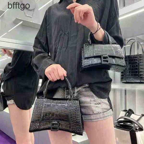 bags fashion balencigas family b high version mini hourglass crocodile one shoulder diagonal hand
bags fashion balencigas family b high version mini hourglass crocodile one shoulder diagonal hand