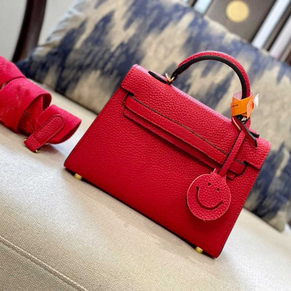 re-edition fashion 2022 nylon woman luxurys men designers bags lady womens mens crossbody tote hobo shoulder purses handbags bag wallet 0614
re-edition fashion 2022 nylon woman luxurys men designers bags lady womens mens crossbody tote hobo shoulder purses handbags bag wallet 0614