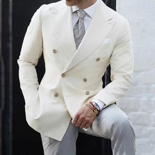 double-breasted groomsmen peak lapel groom tuxedos men suits wedding/prom/dinner man blazer jacket pants, Black;gray
double-breasted groomsmen peak lapel groom tuxedos men suits wedding/prom/dinner man blazer jacket pants, Black;gray