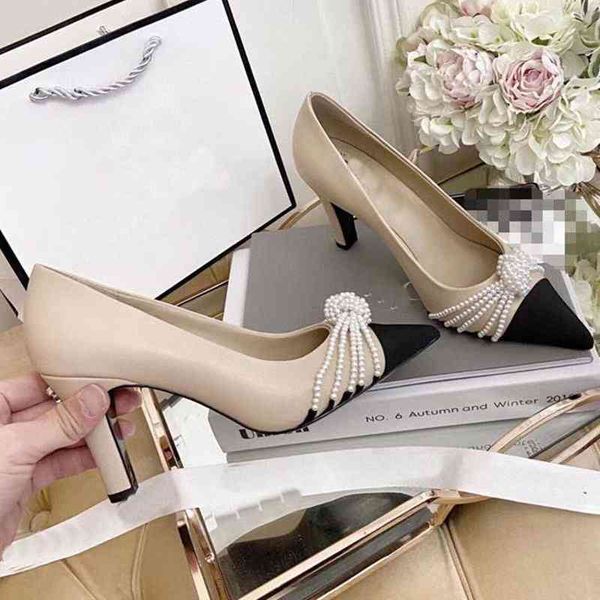shoes early dress spring small fragrance leather face pearl knot bow pointed shallow mouth high heels thin heel women's shoes gynx, Black
shoes early dress spring small fragrance leather face pearl knot bow pointed shallow mouth high heels thin heel women's shoes gynx, Black