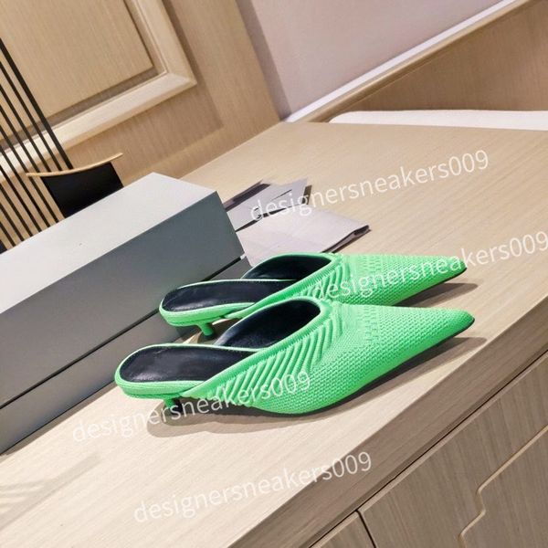 2022 classics women heels shoes sandals fashion beach thick bottom slippers alphabet lady leather high heel shoe slides 35-41 gpf211101, Black
2022 classics women heels shoes sandals fashion beach thick bottom slippers alphabet lady leather high heel shoe slides 35-41 gpf211101, Black