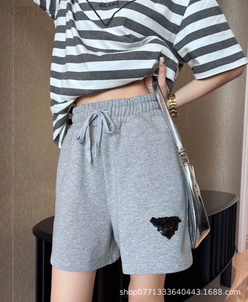 casual dresses designer p's 22 spring and summer new leisure sports triangle sequin high waist drawstring straight tube slim shorts sqx, Black;gray
casual dresses designer p's 22 spring and summer new leisure sports triangle sequin high waist drawstring straight tube slim shorts sqx, Black;gray