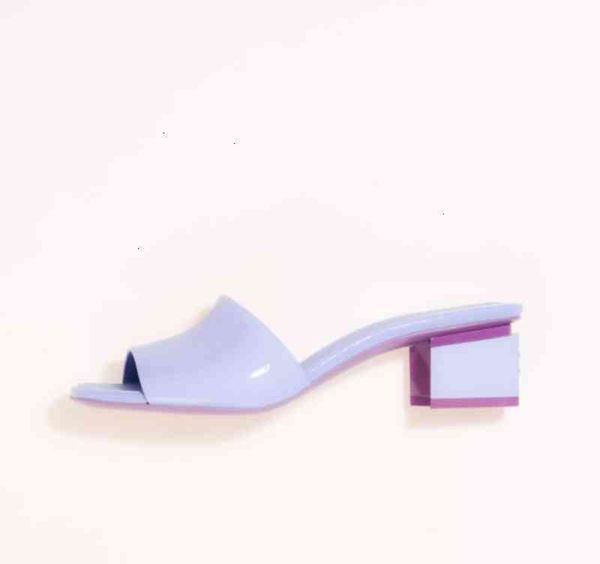 slippers aaaaa women mules c slippers sandals pearls sliders stuffies lambskin black white flat ladies beach rubber flip flops
slippers aaaaa women mules c slippers sandals pearls sliders stuffies lambskin black white flat ladies beach rubber flip flops