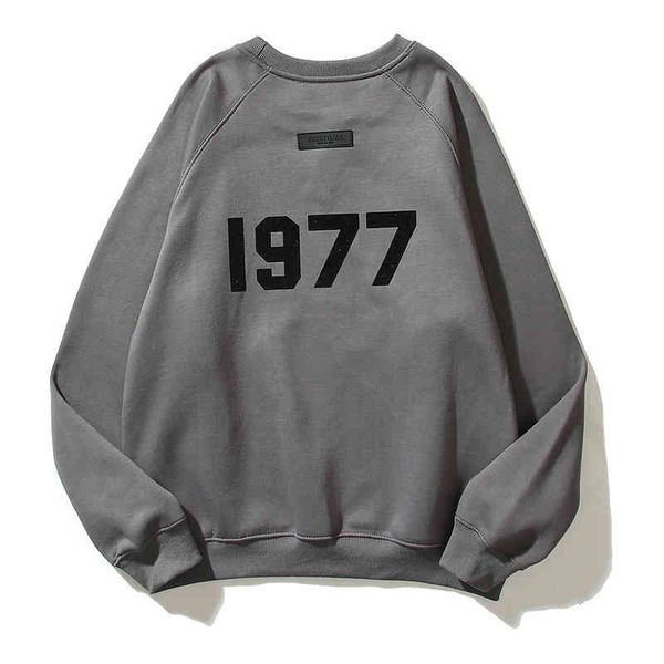 new fashion trend luxury brand sweater designer wholesale season multi thread flocking reflective letter round neck long sleeve, Black
new fashion trend luxury brand sweater designer wholesale season multi thread flocking reflective letter round neck long sleeve, Black