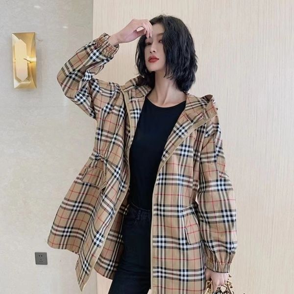 2022 designer womens trench coats fashion outerwear hooded jacket letters style with belt slim outfit large size jackets windbreaker khaki a, Tan;black
2022 designer womens trench coats fashion outerwear hooded jacket letters style with belt slim outfit large size jackets windbreaker khaki a, Tan;black