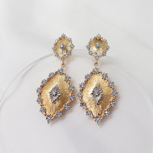 fashion retro vintage rhombus stud earrings s925 silver shining crystal geometry charm ear rings jewelry for women, Golden;silver
fashion retro vintage rhombus stud earrings s925 silver shining crystal geometry charm ear rings jewelry for women, Golden;silver