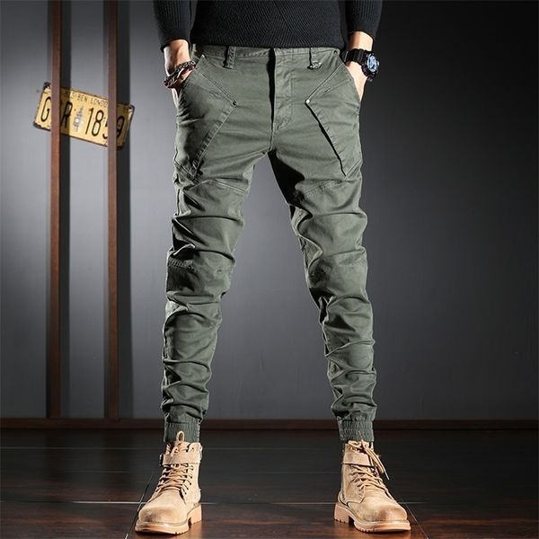 ly designer fashion men jeans spliced patchwork casual cargo pants streetwear hip hop joggers harem trousers 220813, Blue
ly designer fashion men jeans spliced patchwork casual cargo pants streetwear hip hop joggers harem trousers 220813, Blue