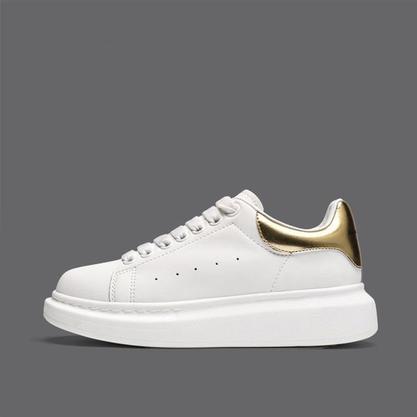 2022 fashion casual shoes triple black white velvet platform laser yellow reflective rainbow laces red royal snakeskin mens ladies sneakers
2022 fashion casual shoes triple black white velvet platform laser yellow reflective rainbow laces red royal snakeskin mens ladies sneakers