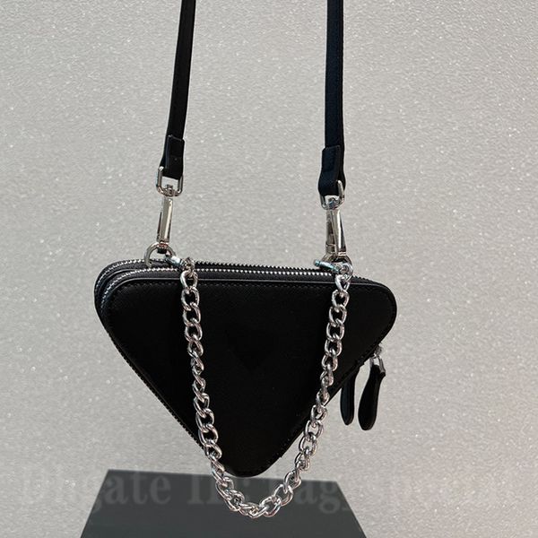 designer messenger bag fashion handbag womens triangle bag double layer detachable chain mini simple and versatile 17cmx12cm
designer messenger bag fashion handbag womens triangle bag double layer detachable chain mini simple and versatile 17cmx12cm
