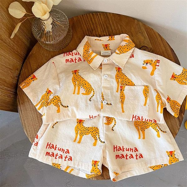 milancel summer kids set boys' casual loungewear girls' short-sleeved shirts and shorts 220507, White
milancel summer kids set boys' casual loungewear girls' short-sleeved shirts and shorts 220507, White