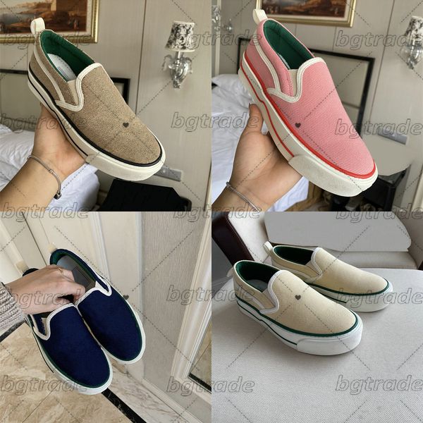 tenis 1977 slip-on women shoe bege apple trainers vintage womans canvas sapatos casuais ace luxurys designers sneakers
tenis 1977 slip-on women shoe bege apple trainers vintage womans canvas sapatos casuais ace luxurys designers sneakers