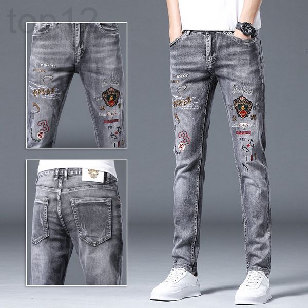 men's jeans designer hong kong's new spring and summer embroidered jeans men's fashion brand youth korean version hole slim f, Blue
men's jeans designer hong kong's new spring and summer embroidered jeans men's fashion brand youth korean version hole slim f, Blue