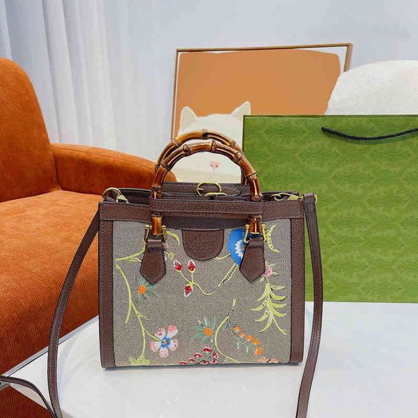 tote bag designer handbag women bamboo bag shopping crossbody shoulder bags ladies wallet fashion flower handbags purses
tote bag designer handbag women bamboo bag shopping crossbody shoulder bags ladies wallet fashion flower handbags purses