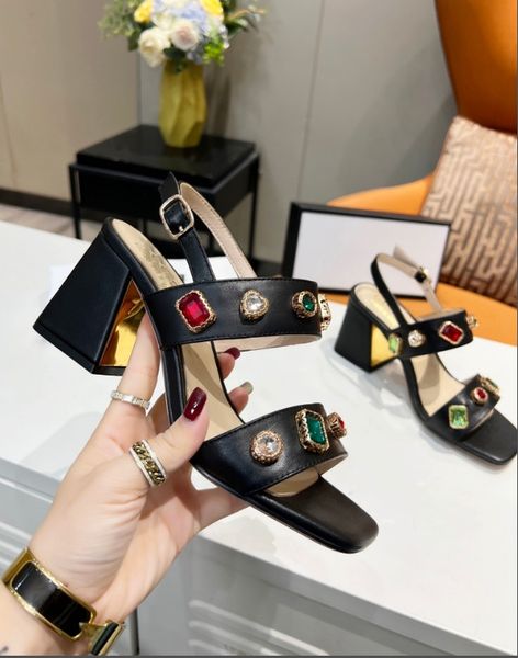 women high grade imported original hardware diamond buckle, pure manual sewing. fabric: calf leather, inner sheepskin, wear-resistant rubber, Black
women high grade imported original hardware diamond buckle, pure manual sewing. fabric: calf leather, inner sheepskin, wear-resistant rubber, Black