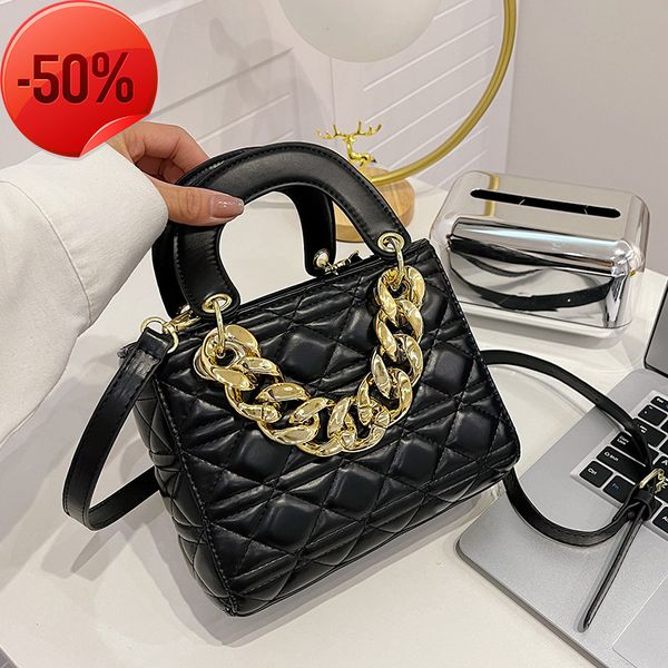 the factory directly women's 2022 new fashion sense diana bag one shoulder msenger bag handbag
the factory directly women's 2022 new fashion sense diana bag one shoulder msenger bag handbag