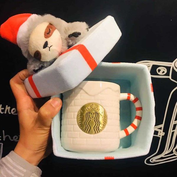 limited starbucks christmas cup 2021 new 380ml plush sloth gift box copper medal mug gift box
limited starbucks christmas cup 2021 new 380ml plush sloth gift box copper medal mug gift box