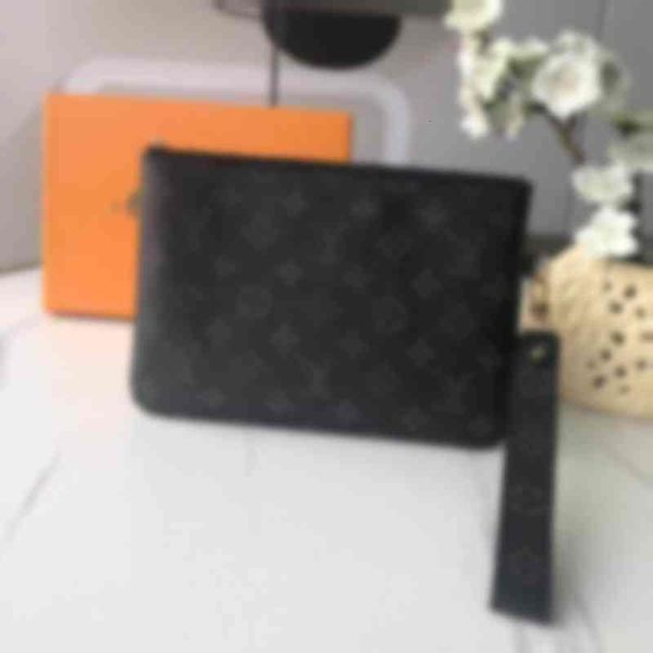louiseity 1 viutonity luxury brand clutches simple wallets embroidery printed men 16x23x0.3cm size m63447 clutch backpacks bags handbag emob, Red;black
louiseity 1 viutonity luxury brand clutches simple wallets embroidery printed men 16x23x0.3cm size m63447 clutch backpacks bags handbag emob, Red;black
