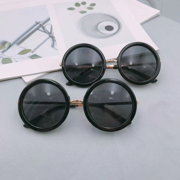 metal fashion wear round sunglasses men's and women's anti sunglasses, White;black
metal fashion wear round sunglasses men's and women's anti sunglasses, White;black