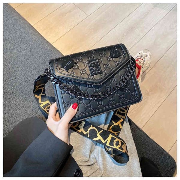 offers cabinets at 80% off luggage minority texture medal bag popular net red ins style versatile one shoulder bag bags, Black;red
offers cabinets at 80% off luggage minority texture medal bag popular net red ins style versatile one shoulder bag bags, Black;red