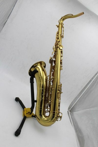 eastern music champaign gold tenor saxophone mark vi type no f# with flight case 
eastern music champaign gold tenor saxophone mark vi type no f# with flight case