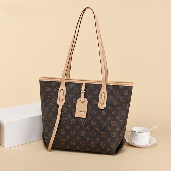 tote bag 2022 designer ladies shopping crossbody purse and handbag luxury pvc leather protect shoulder bag for women
tote bag 2022 designer ladies shopping crossbody purse and handbag luxury pvc leather protect shoulder bag for women