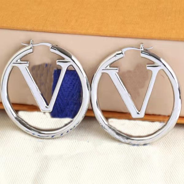 earring designer hoop lous new fashion v earring for women titanium steel s925 silver stud earrings, Golden;silver
earring designer hoop lous new fashion v earring for women titanium steel s925 silver stud earrings, Golden;silver