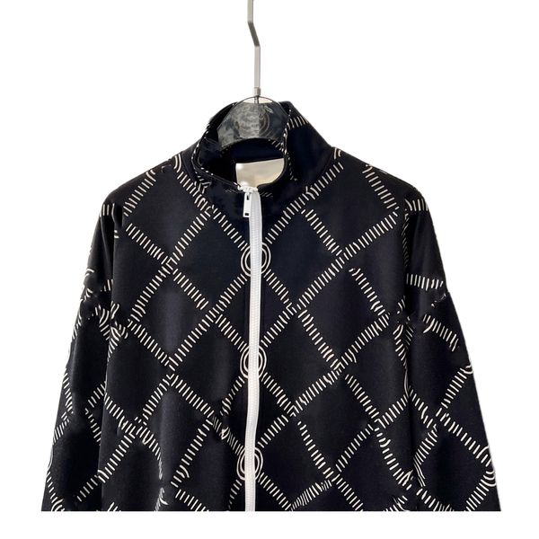 designer luxury men's women's tracksuits casual sports suit double letter lock catch print jacket zip-up activewear set sports pan, Gray
designer luxury men's women's tracksuits casual sports suit double letter lock catch print jacket zip-up activewear set sports pan, Gray