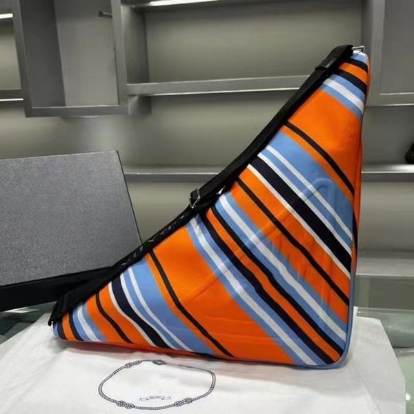 italy brand classic triangle crossbody bags printed canvas women shoulder bag fashion elling stripe handbags luxury designer wallet
italy brand classic triangle crossbody bags printed canvas women shoulder bag fashion elling stripe handbags luxury designer wallet