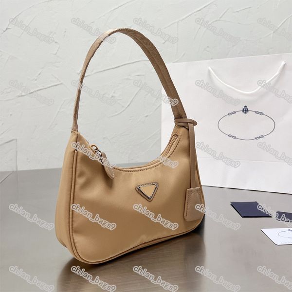 pravda prade prads luxury designer fashion bags womens cross body canvas shoulder lady chains purses composite chest tote messenger hobo q0p
pravda prade prads luxury designer fashion bags womens cross body canvas shoulder lady chains purses composite chest tote messenger hobo q0p