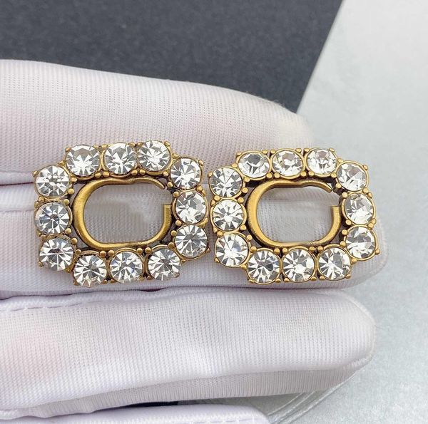 22ss brand designer classic style double g letter stud earrings aretes ladies fashion simple jewelry retro ear studs 2 pairs, Golden;silver
22ss brand designer classic style double g letter stud earrings aretes ladies fashion simple jewelry retro ear studs 2 pairs, Golden;silver