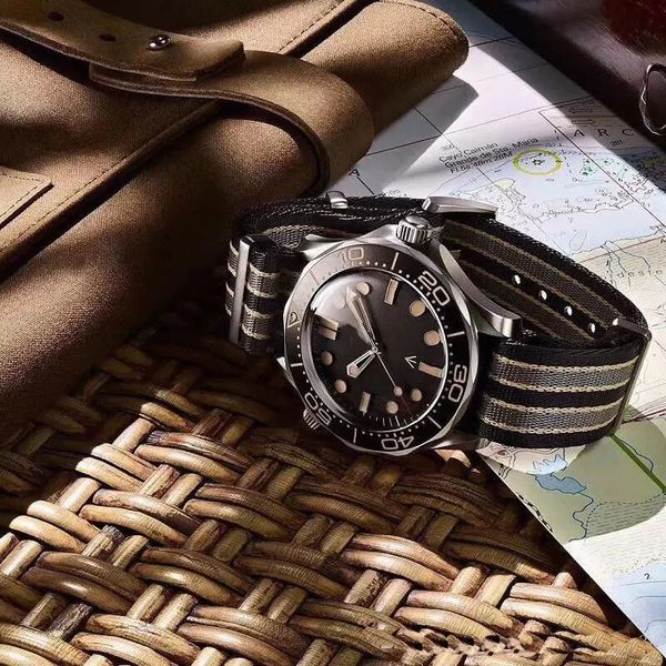 datejust shops luxury mens watch automatic mechanical eta2813 movement stainless steel canvas no time to die men watches james bond 007 limi, Slivery;brown
datejust shops luxury mens watch automatic mechanical eta2813 movement stainless steel canvas no time to die men watches james bond 007 limi, Slivery;brown