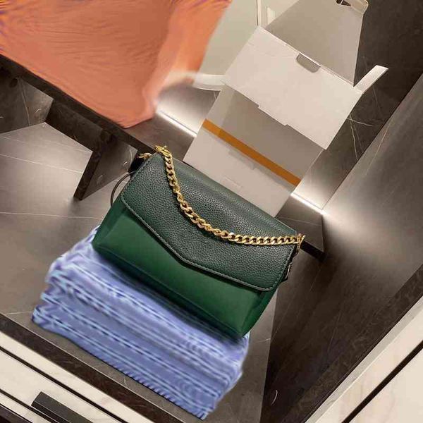 women luxurys designers shoulder bags luxury fashion simple small square bag women's designer real leather gold chain mobile phone hand
women luxurys designers shoulder bags luxury fashion simple small square bag women's designer real leather gold chain mobile phone hand
