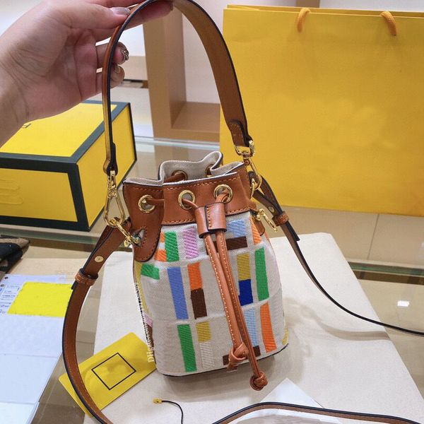 5a handbag bucket bag genuine leather with strap purses designer bags drawstring 3d relief embossing shoulder bags women crossbody handbags
5a handbag bucket bag genuine leather with strap purses designer bags drawstring 3d relief embossing shoulder bags women crossbody handbags