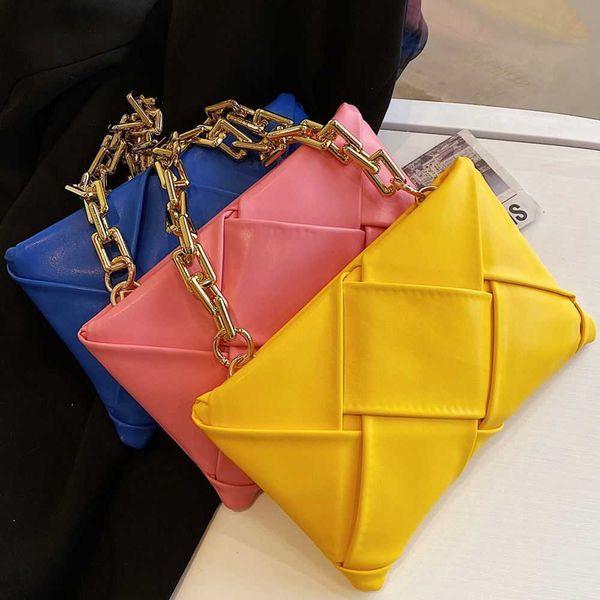 evening bags marca de luxo bolsas e femininas corrente grossa bolsa feminina signer vintage moda sacola 2022 tendência y0506
evening bags marca de luxo bolsas e femininas corrente grossa bolsa feminina signer vintage moda sacola 2022 tendência y0506