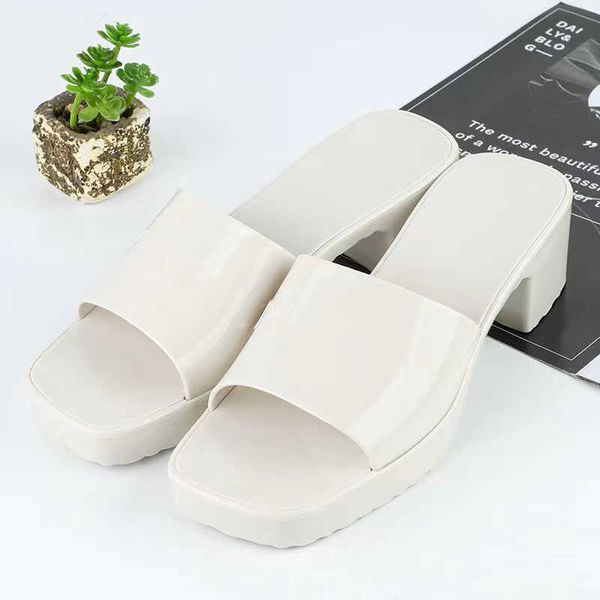2022 new beach slippers summer women's shoes thick heels semi luxury fashion high heels sandals 35-41, Black
2022 new beach slippers summer women's shoes thick heels semi luxury fashion high heels sandals 35-41, Black