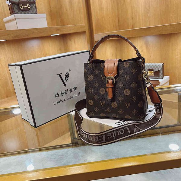 factory direct sale 52% off women's 2022 new versatile foreign style women's minority single shoulder messenger portable bucket ba
factory direct sale 52% off women's 2022 new versatile foreign style women's minority single shoulder messenger portable bucket ba