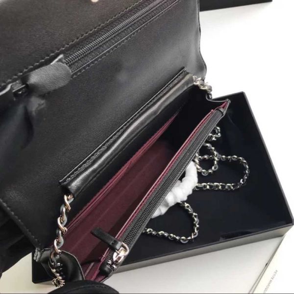 fashion selling classic mini size womens chain wallets sheepskin luxurys designer bag gold and silver buckle coin purse card, Red;black
fashion selling classic mini size womens chain wallets sheepskin luxurys designer bag gold and silver buckle coin purse card, Red;black