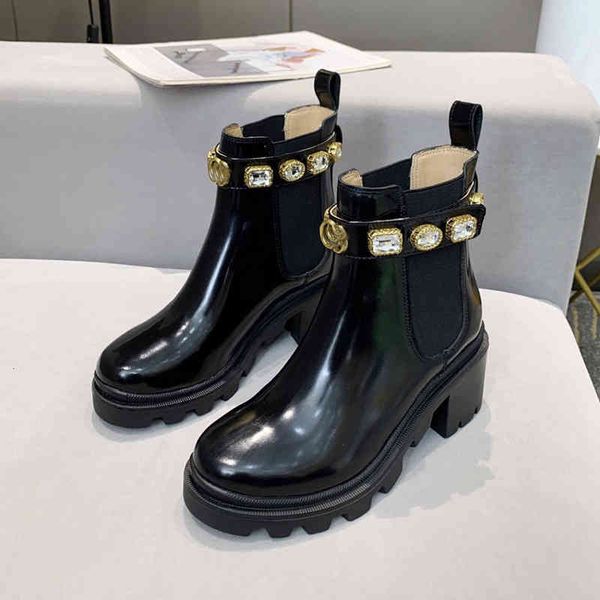 boots g chelsea thick heel boots round head embroidered bee middle martin trend b6dt, Black
boots g chelsea thick heel boots round head embroidered bee middle martin trend b6dt, Black