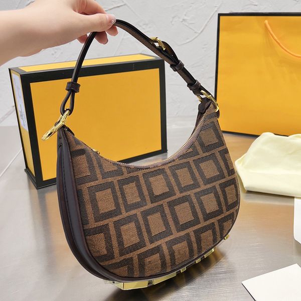 designer women graphy hobo underarm bag italy roma brand half moon real leather crossbody handbags lady metal logo saddle shoulder handbag l
designer women graphy hobo underarm bag italy roma brand half moon real leather crossbody handbags lady metal logo saddle shoulder handbag l