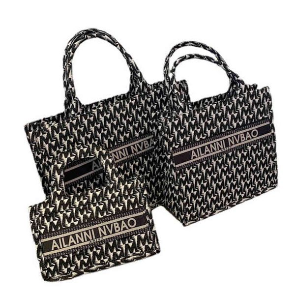 purse sale fashion bag women's new canvas handbag popular check belt strap shoulder bag texture large capacity messenger bag
purse sale fashion bag women's new canvas handbag popular check belt strap shoulder bag texture large capacity messenger bag