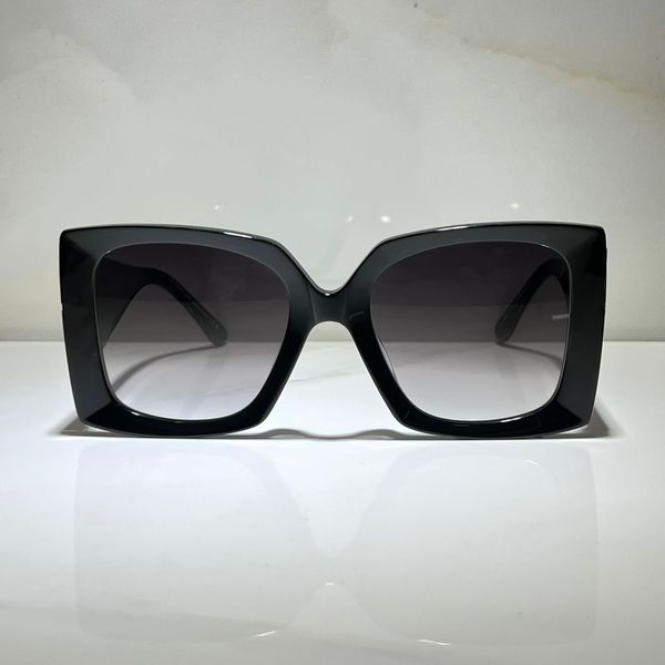 sunglasses for men women summer 0921 style anti-ultraviolet retro plate full frame fashion eyeglasses random box, White;black
sunglasses for men women summer 0921 style anti-ultraviolet retro plate full frame fashion eyeglasses random box, White;black