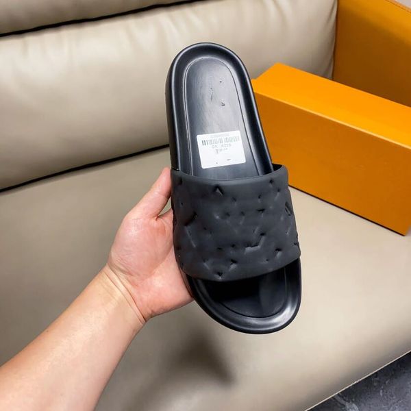 embroidery woman slippers luxury women shoes letters slides flat slipper 2023 home designer flip flops outdoor beach sandal 44, Black
embroidery woman slippers luxury women shoes letters slides flat slipper 2023 home designer flip flops outdoor beach sandal 44, Black