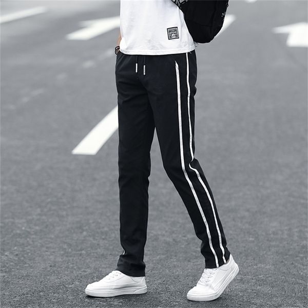 binhiiro summer men's pants thin section breathable comfortable casual pants men slim mixed cotton jogging sports pants male k60 201128, Black
binhiiro summer men's pants thin section breathable comfortable casual pants men slim mixed cotton jogging sports pants male k60 201128, Black